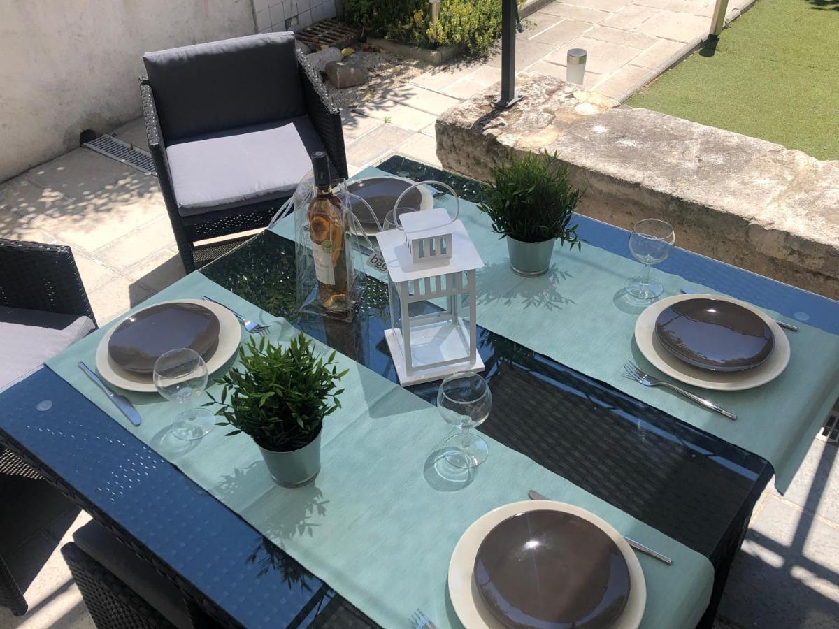 Maison Tendance Avec Jardin, Centre Village, Alpilles, Familles Eyragues Экстерьер фото